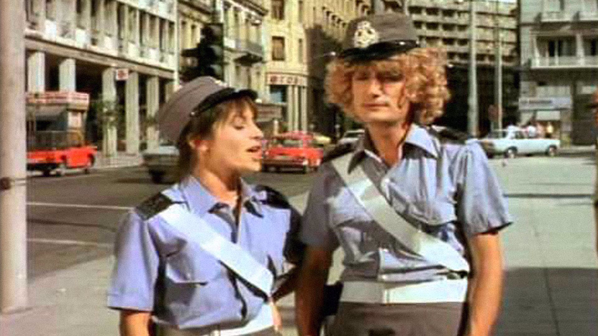 Τροχονόμος Βαρβάρα | Traffic Cop Varvara