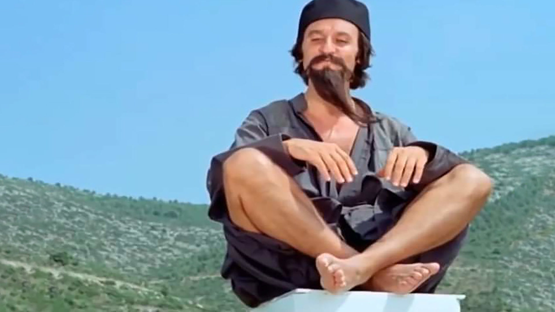 Πάτερ Γκομένιος | Father-Lover Guy